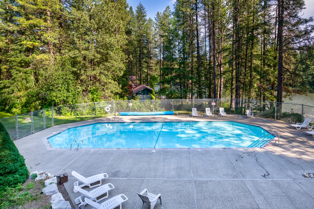 Swimming Pool in Ponderosa Estates